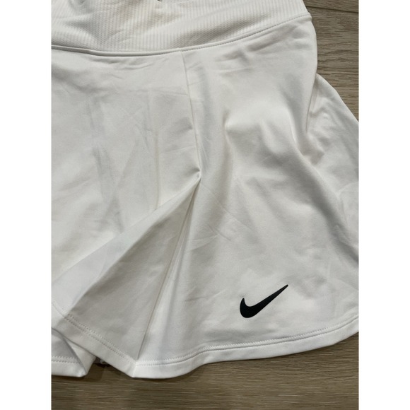 NWT Nike Dri-FIT Tennis Skirt Womens XL White Athletic Pickle Ball Skort READ - Picture 2 of 9